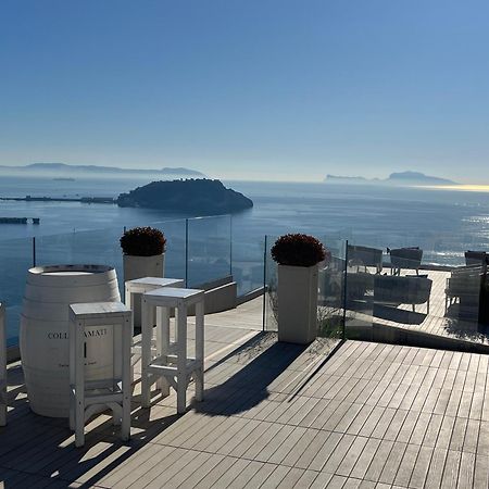 Holiday Home Un Posto Solare ナポリ エクステリア 写真