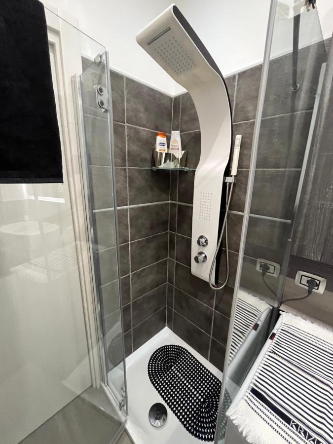 Holiday Home Un Posto Solare ナポリ エクステリア 写真